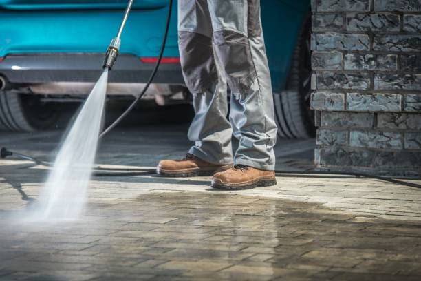 Best Pool Deck Cleaning  in Deep River Center, CT